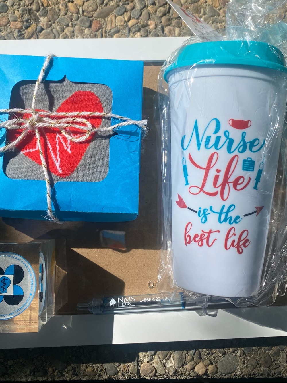 Nurse Coffee Mug with Lid, Socks, Frame, Pen, Note Weigh Cube